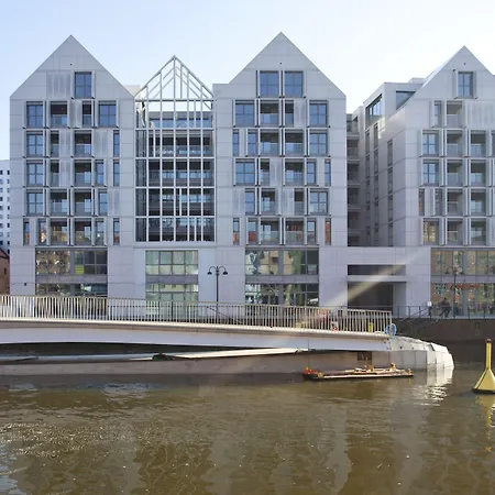Daire Granaria Luxury Apartment With Parking By Comfy Apartments *