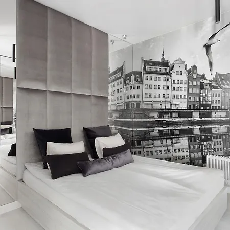 Daire Granaria Luxury Apartment With Parking By Comfy Apartments *