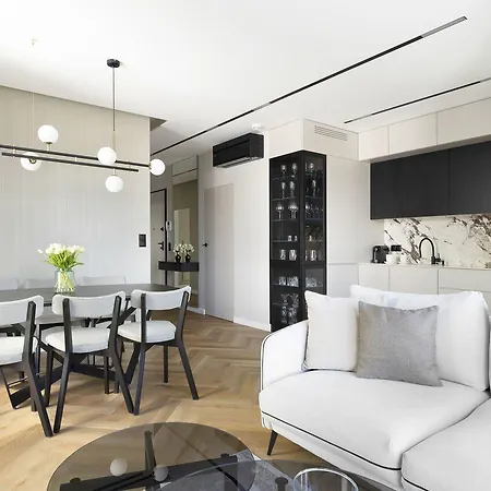 Daire Granaria Luxury Apartment With Parking By Comfy Apartments